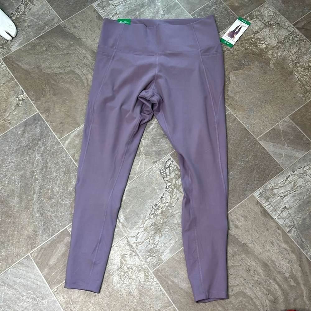 Danskin XXL NWOT lilac inseam 28 inches 83% recycled polyester 17% spandex NWT